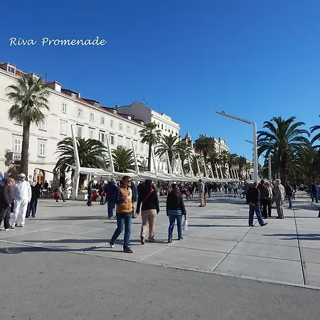Lejlighed Piazza Square Centre *