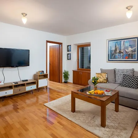 Apartmán Piazza Square Centre *